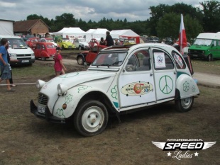 Kilka tysięcy Citroenów 2CV zjedzie to Torunia