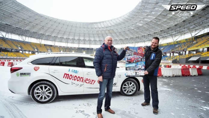 Na zdjęciu Michał Jasiński organizator MotoOrkiesty w Toruniu oraz kierownik Motoareny, Marian Filipiak