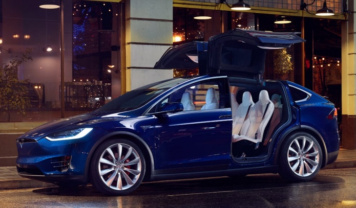 Tesla - po raz pierwszy na Poznań Motor Show